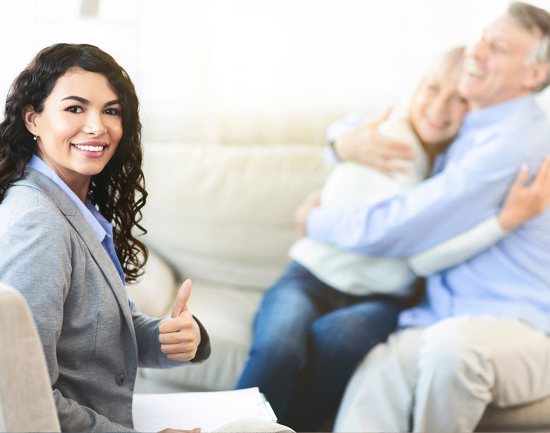 Global Strategy Connection Virtual Icon Graph Interface Diagram Marketing Research.Startup Diversity Teamwork Brainstorming Meeting Concept.jpg